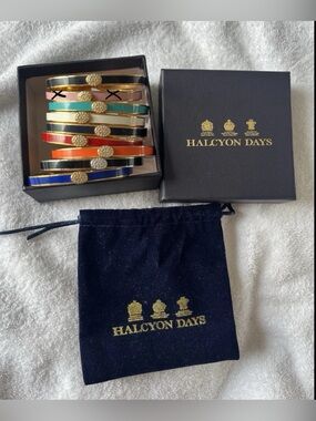 (ONE) Halcyon Days Enamel Stacking Bangle Bracelet ONE ONLY